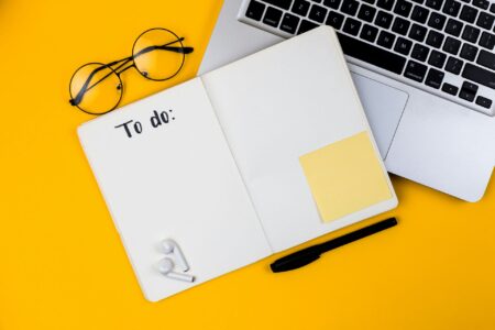 volodymyr-hryshchenko-KZocXyI3kRo-unsplash